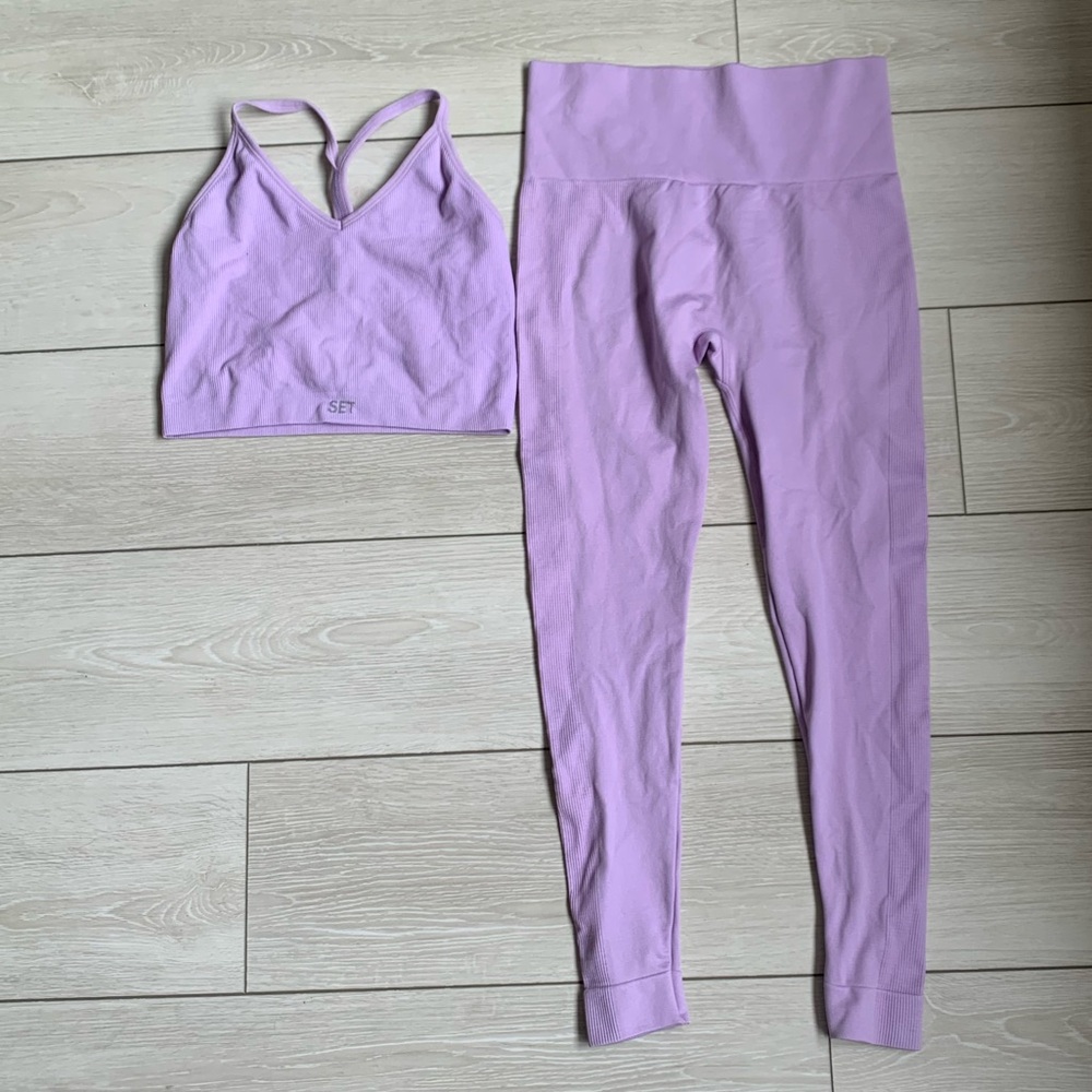 NWOT SET Sculptflex Ribbed V Bra and Leggings Glitz M